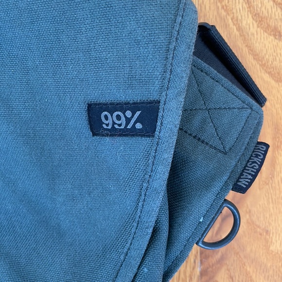 Special Edition grey Rickshaw messenger bag with orange lining - Picture 2 of 4